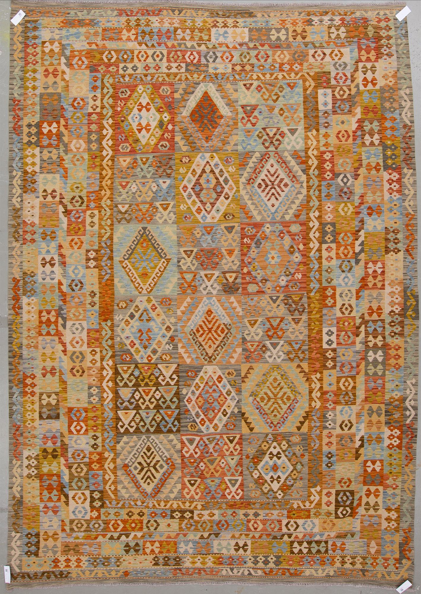 KELIM, Uzbekistan. Ca 348x254 cm.