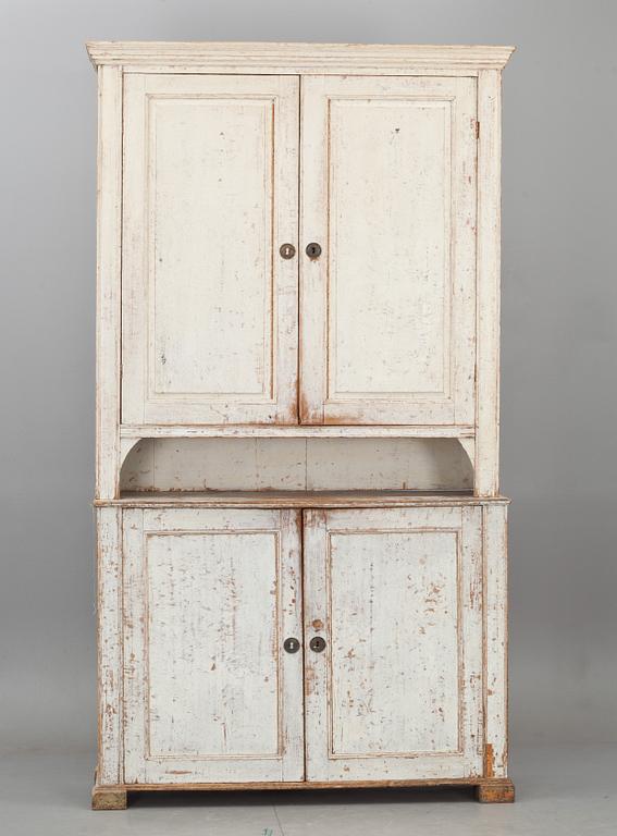 SKÅP, gustaviansk stil. 1800-tal.