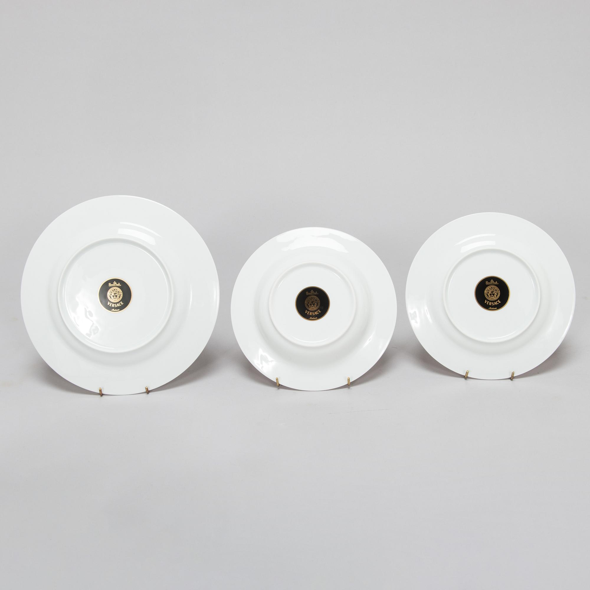 Versace, ruoka-astiasto, 27 osaa, posliini, "Medusa", Rosenthal, Studie-linie, Saksa.