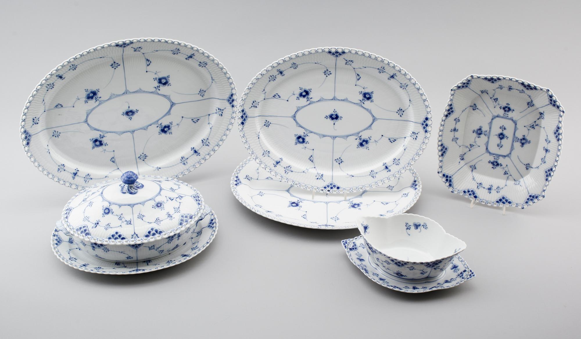 SERVISPORSLIN, 7 delar,  musselmalet, Royal Copenhagen.