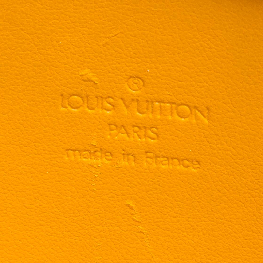 LAUKKU, "Forsyth", Louis Vuitton.