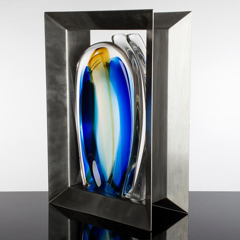 An unique glass sculpture by Göran Wärff, Kosta Boda 1999.