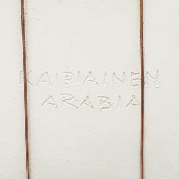 BIRGER KAIPIAINEN, KERAMIIKKAVATI. Sign. Kaipiainen, Arabia. 1970-luku.