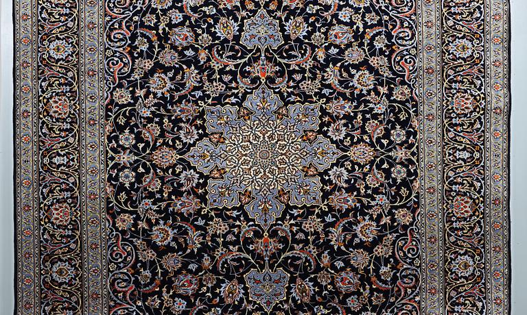 Matto, Kashan, ca                             402 x 307 cm.