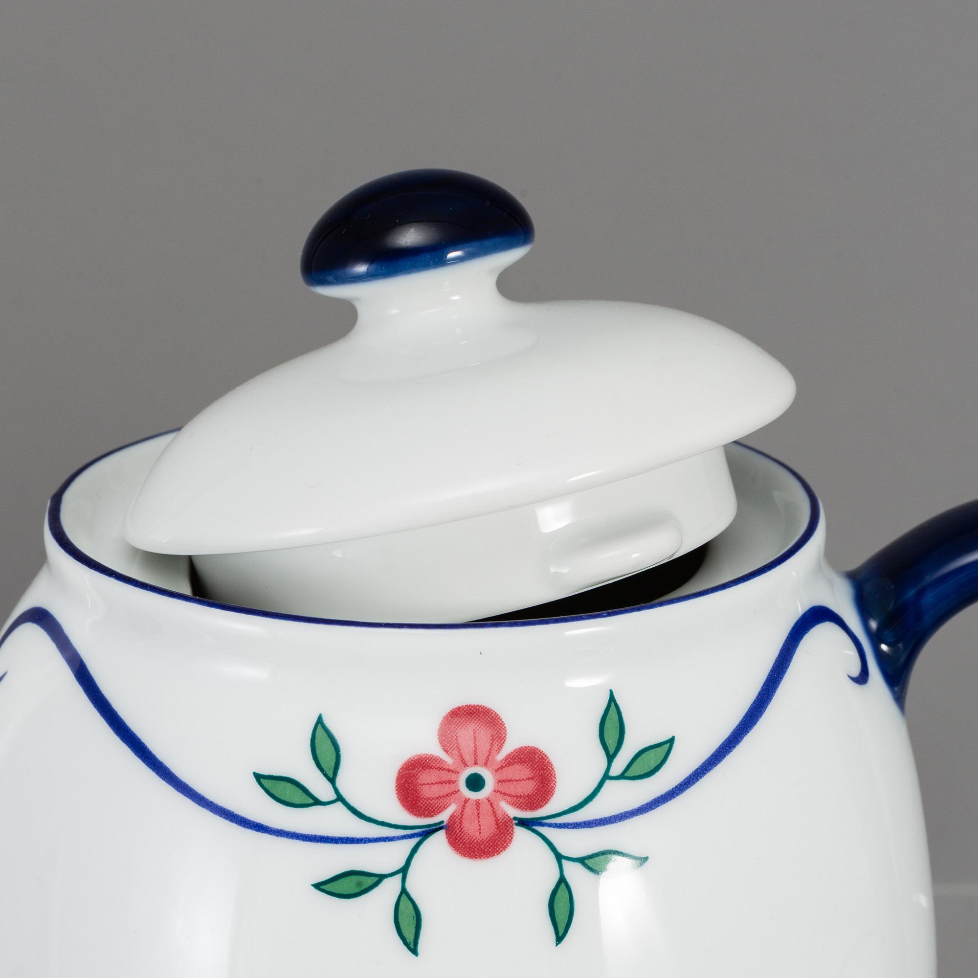 PIA RÖNNDAL, mat- samt kaffeservis, 110 delar, porslin. "Sundborn", Rörstrand.