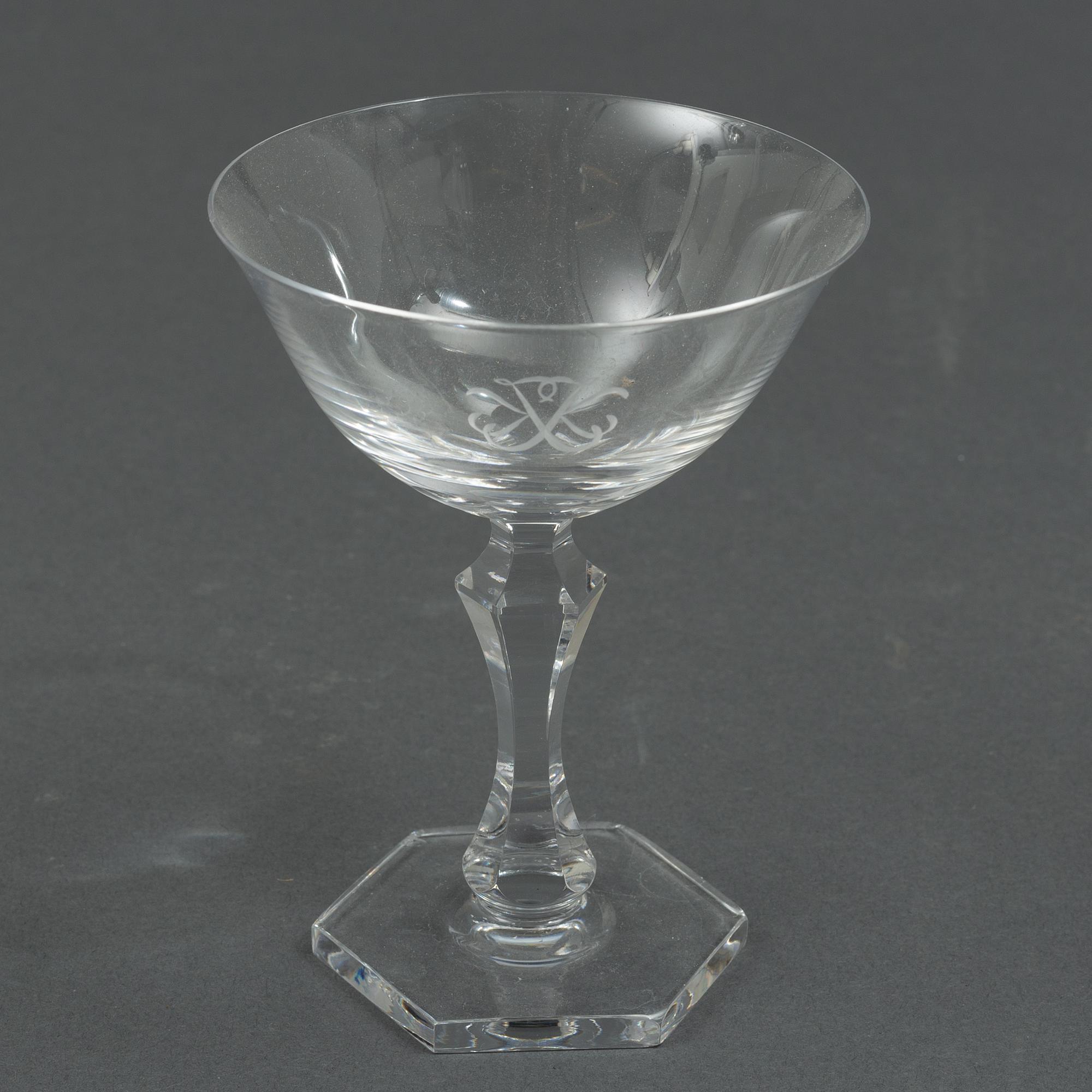 Elis Bergh, a 38-piece 'Gustaf Adolf' glass service, Kosta.