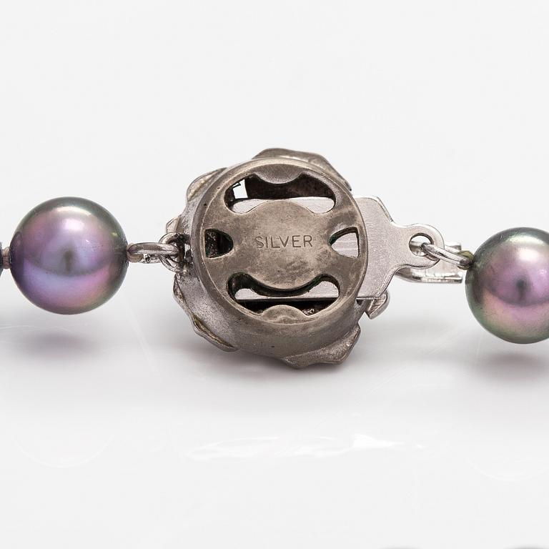 Pärlcollier, odlade pärlor, silver.