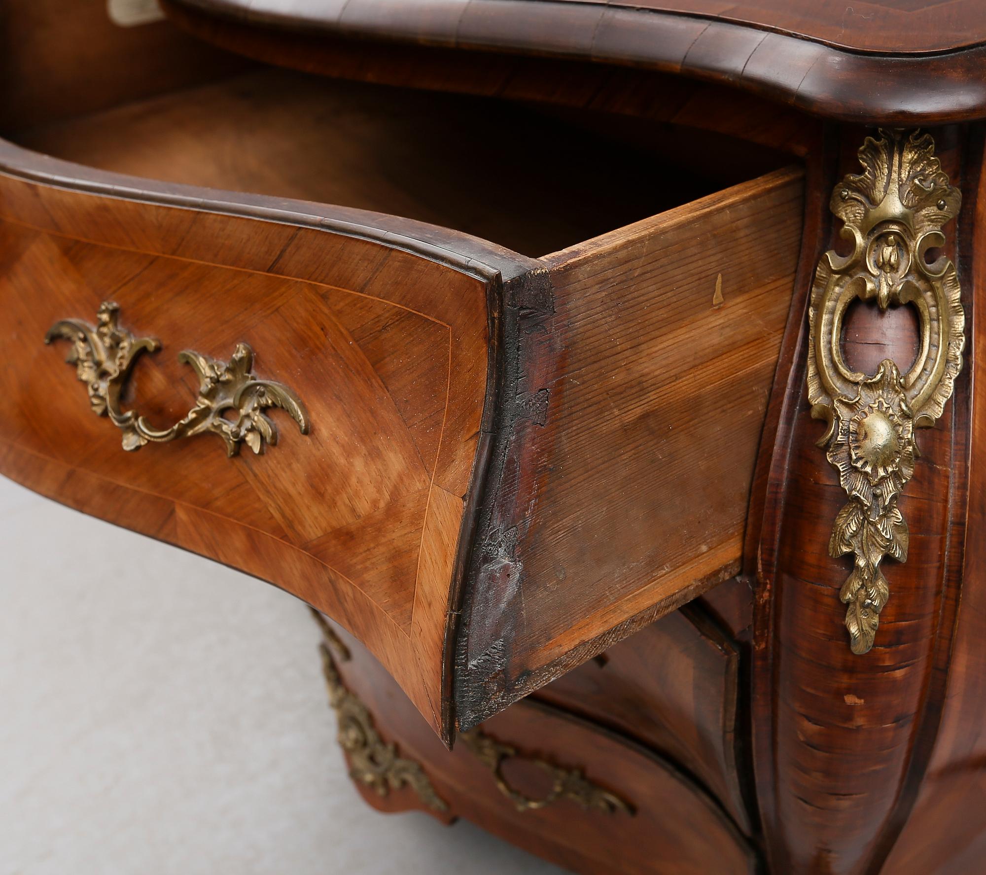 BYRÅ, rokoko, 1700-talets andra hälft.