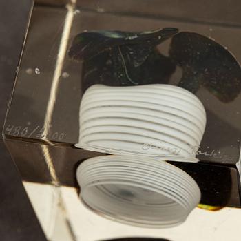 Oiva Toikka, a glass cube, Nuutajärvi Notsjö, 1978, numbered 480/2000.