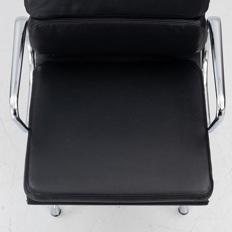 Charles & Ray Eames, Office chair, “EA208 Soft Pad Chair”, Vitra.