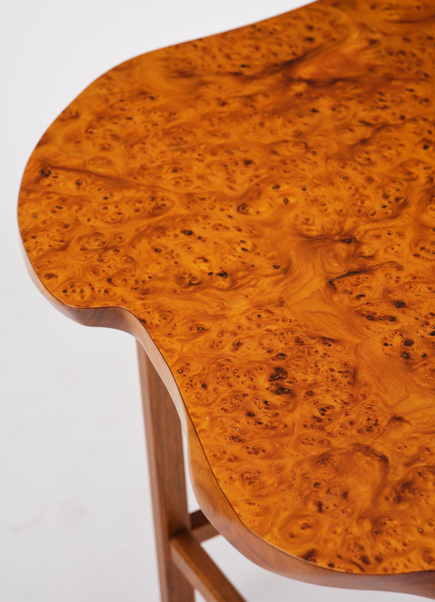 Josef Frank, soffbord, modell 1057, Firma Svenskt Tenn, efter 1985.