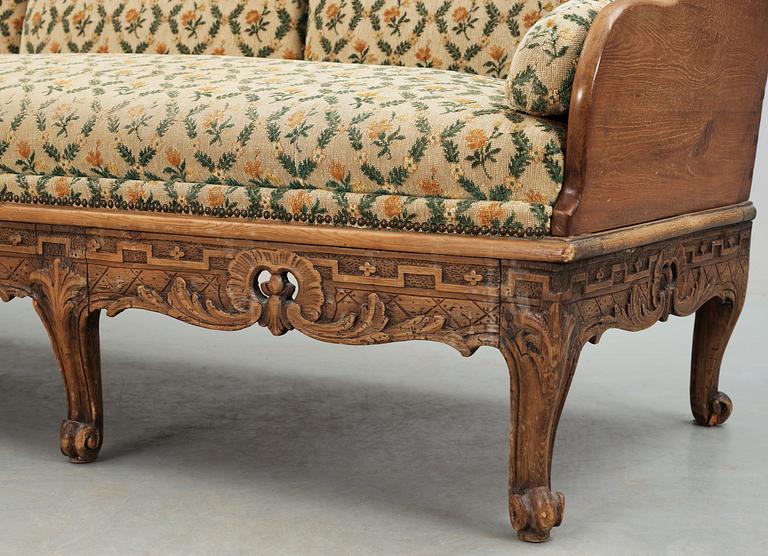 TRÅGSOFFA. Sverige, 1700-talets andra hälft. Rokoko.
