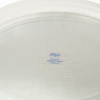 Matservis, 45 delar, porslin, "Kungliga Svenska Segelsällskapet", tillverkad för Nordiska Kompaniet, Rörstrand.