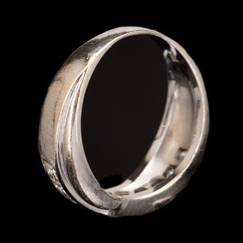 RING, 18k vitguld med 10 prinsesslipade diamanter ca 1,00ct. Gassan diamonds, Amsterdam. Vikt ca 4g.