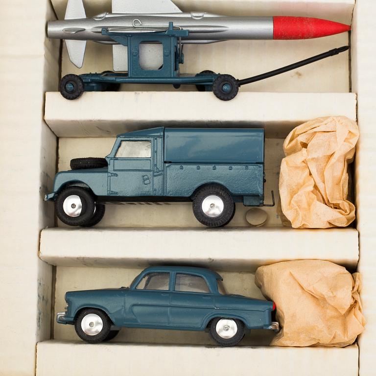 CORGI TOYS, Rocket age models gift set nr 6, England 1960-tal.