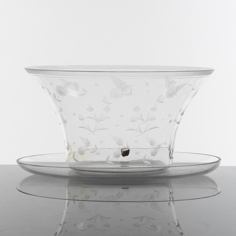 Edward Hald, an angraved glass bowl and plate, Orrefors, Sweden, model H932 and H348.