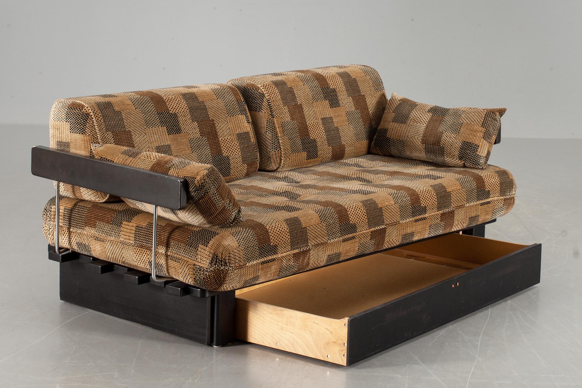 SOFFA, DUX, 1900-talets andra hälft.
