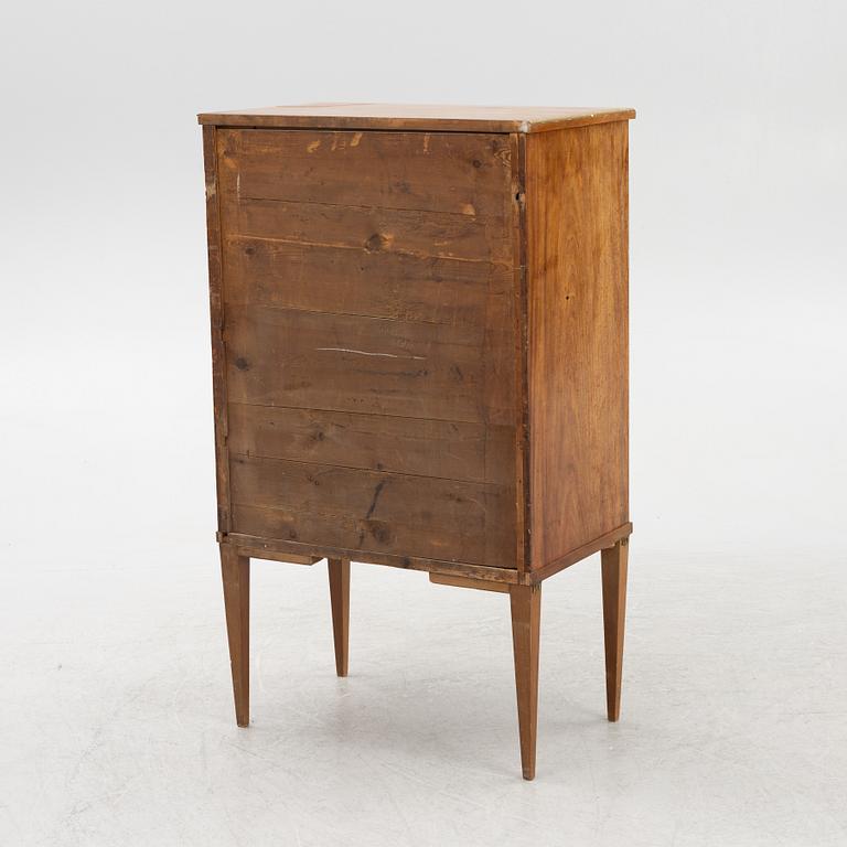A late Gustavian secretaire, around 1800.