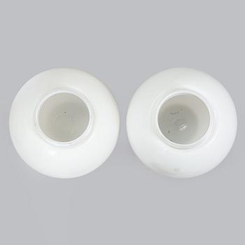 Paavo Tynell, seinä- / ulkovalaisinpari, malli 7308, Taito / Idman, 1930-luku.