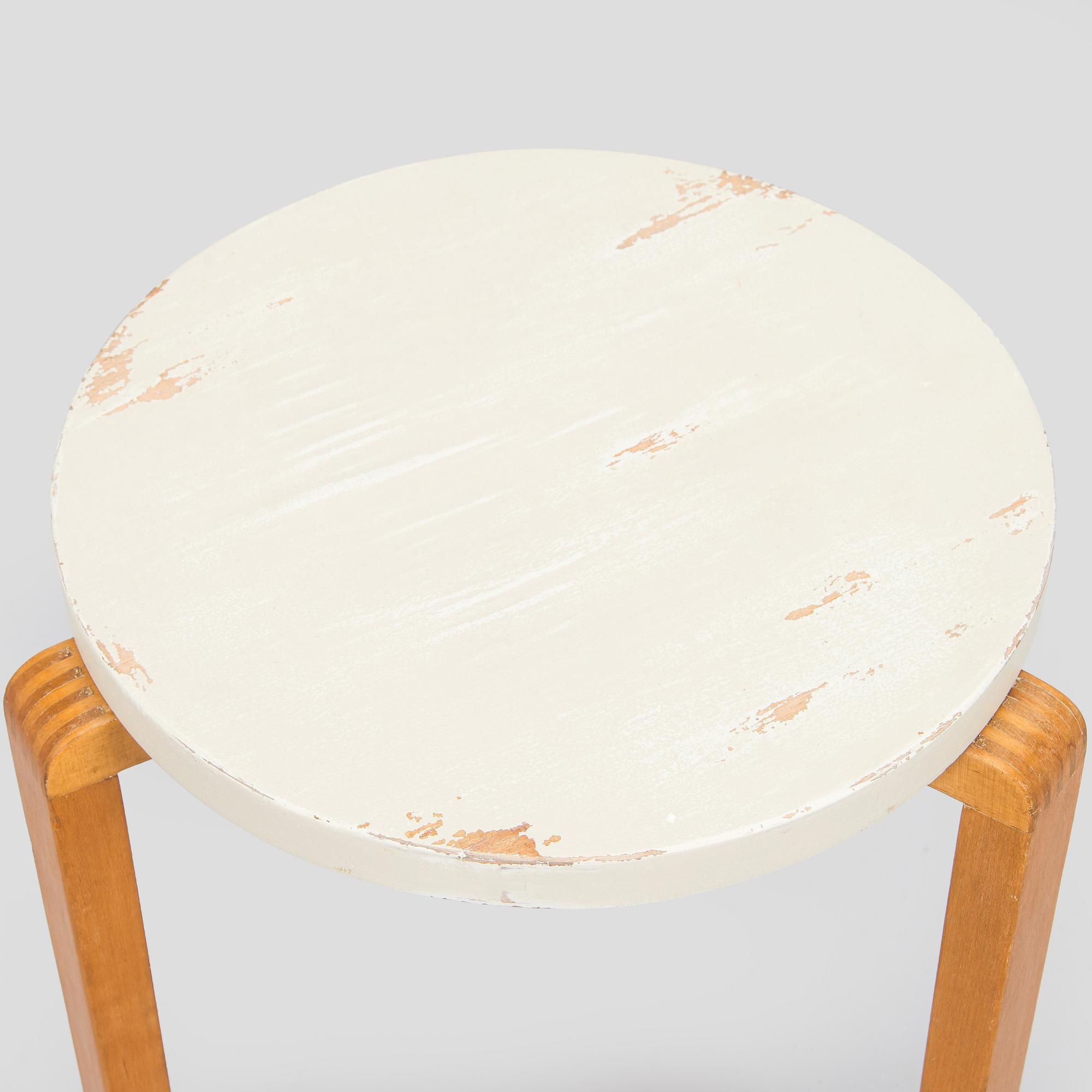 Alvar Aalto, A 1940s '60' stool for  O.Y. Huonekalu- ja Rakennustyötehdas A.B. Finland.