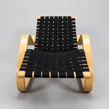 Alvar Aalto, A 1980's chaise Lounge '43' for Artek.
