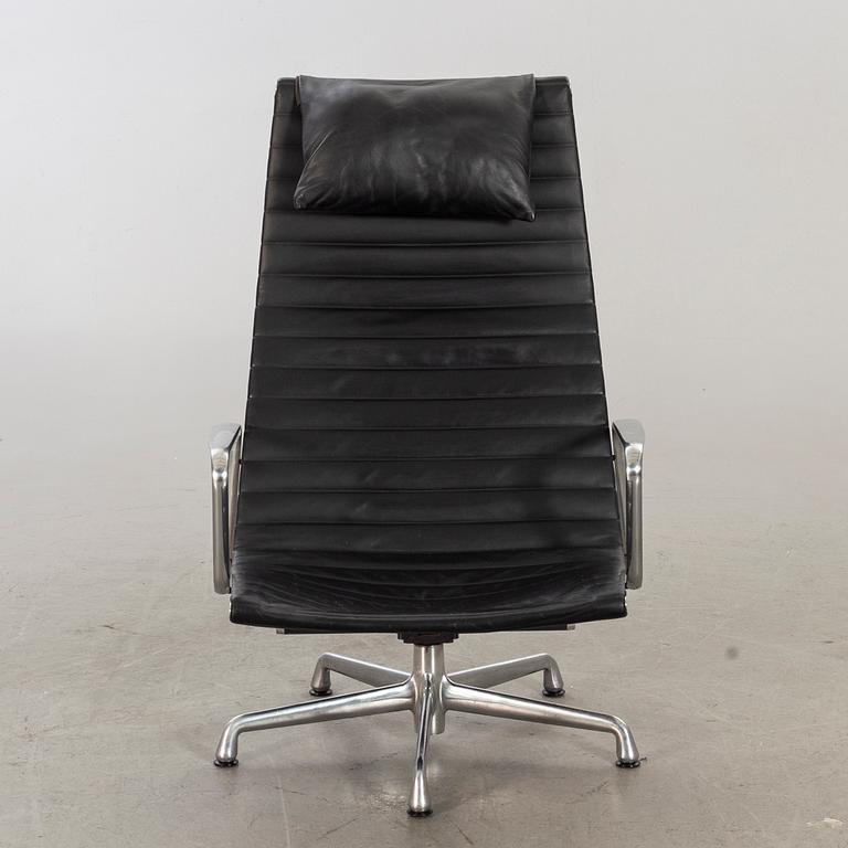 CHARLES AND RAY EAMES, An "EA-124, Aluminium Group", Herman Miller lounge chair. USA.
