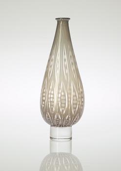 A Nils Landberg 'slipgraal' glass vase, Orrefors 1957.