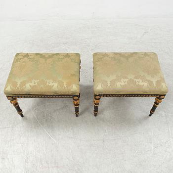 Taburetter, ett par, gustaviansk stil, 1800-talets senare del.
