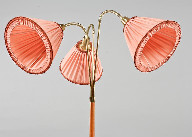 GOLVLAMPA, omkring 1900-talets mitt.