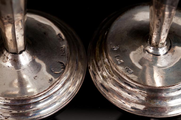 SUPKALKAR, två st, silver, empire, Ängelholm. 1800-talets första hälft. Tot vikt 80 g.
