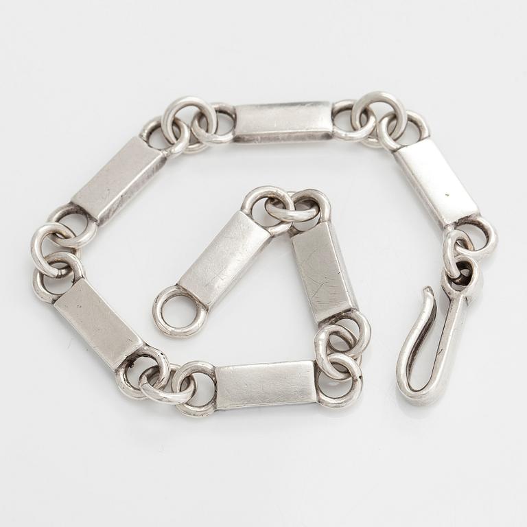 Bertel Gardberg, armband, silver, Helsingfors.