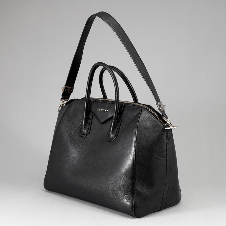 GIVENCHY, "Antigona", bag.