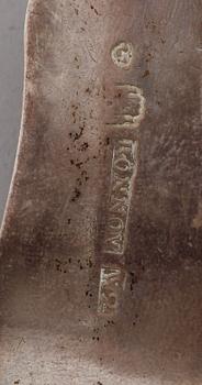 MATSKEDAR, 7 st, snarlika, silver, svenska stämplar, 1800-talets första hälft. Vikt ca 283 gram.