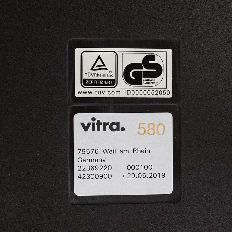 Ronan & Erwan Bouroullec, stolar, 8 st, "Softshell", VITRA, 2019.