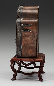 A gilt bronze Sinotibetan figure of Amitayus with a reliquary, 17/18th Century.