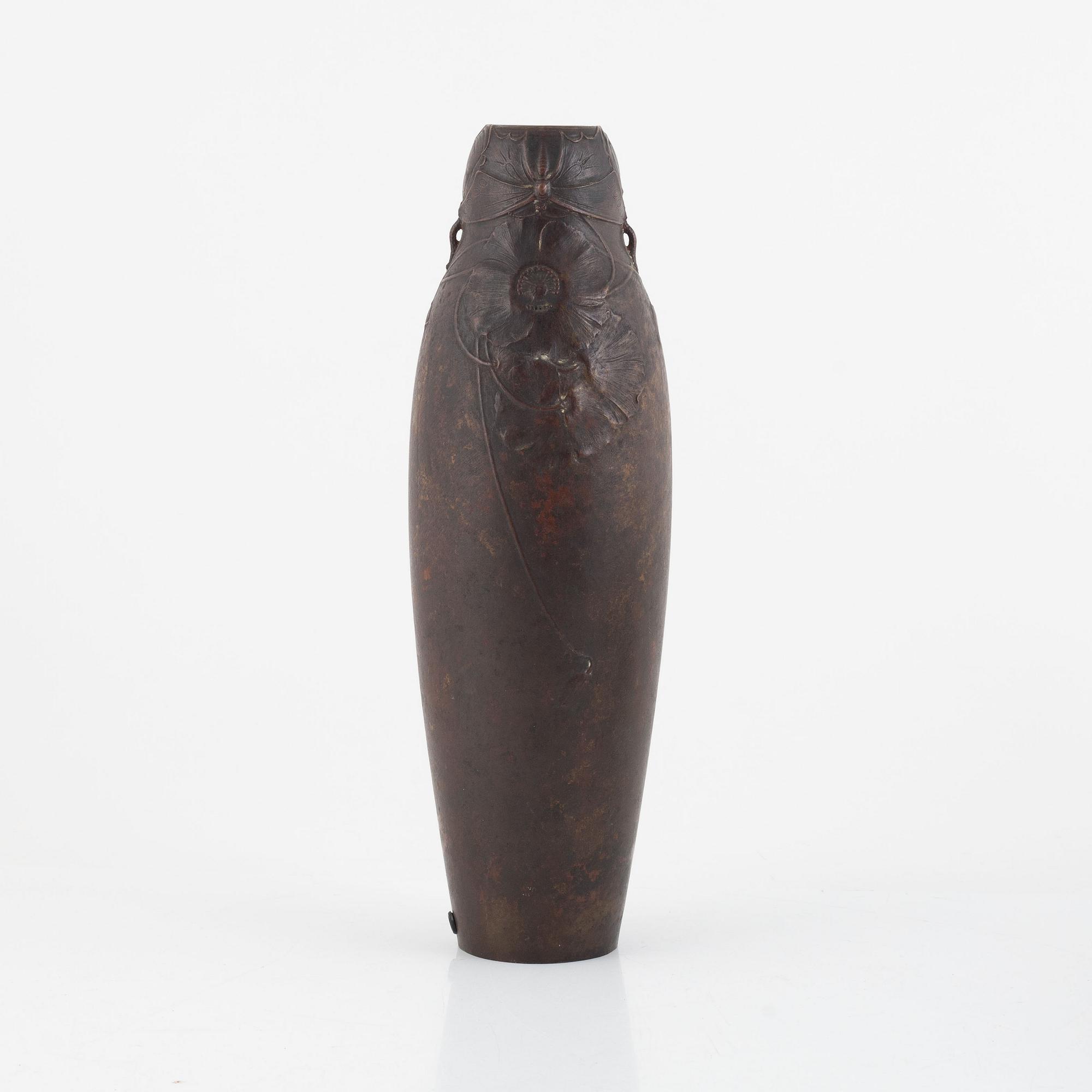 Hugo Elmqvist, vas, jugend, 1900-talets början.