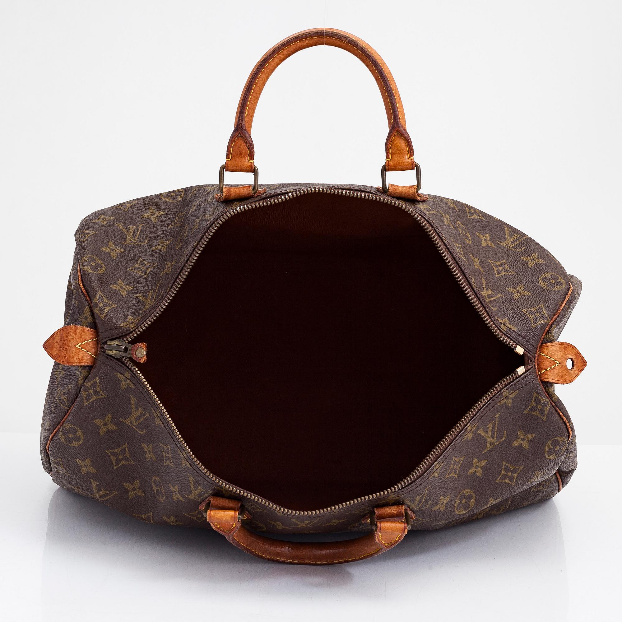 Louis Vuitton, "Speedy 40" laukku.