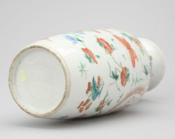 VAS, porslin, Kina, 1800-tal.