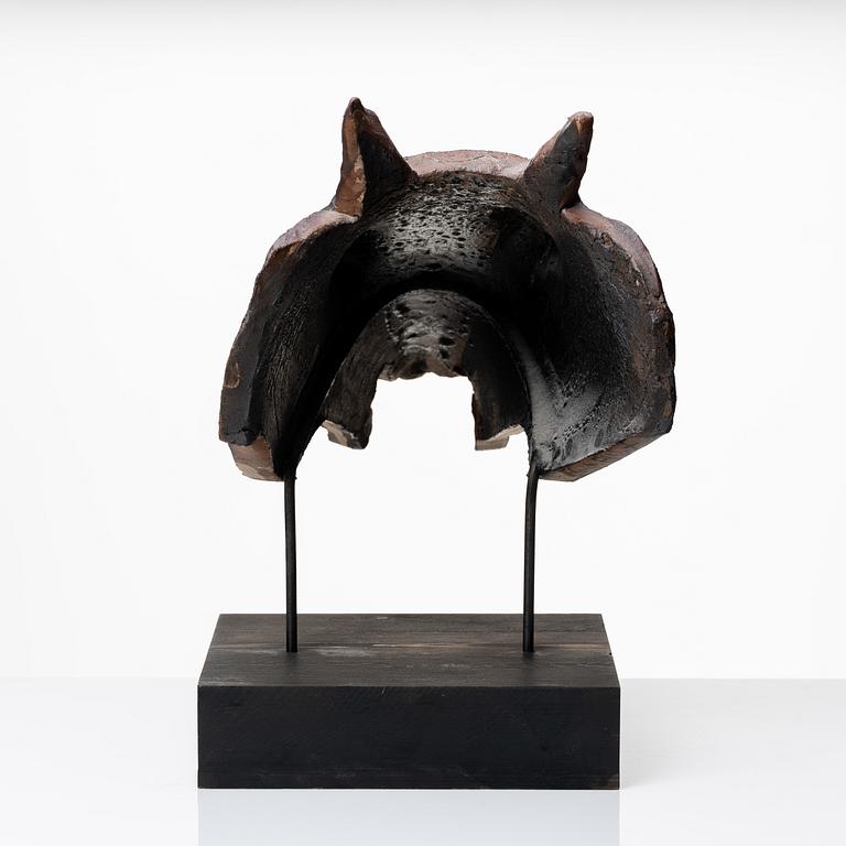 Henrik Allert, A horse head.