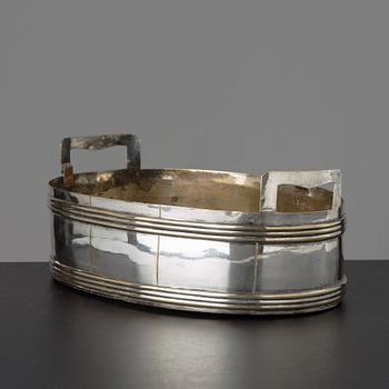 A late Gustavian early 18th century deep dish.