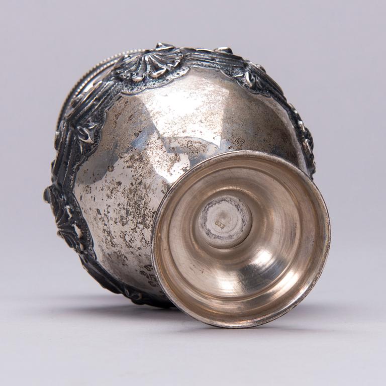 VAS, silver, bär finska kontrollstämplar 1956. Vikt ca 151 g.