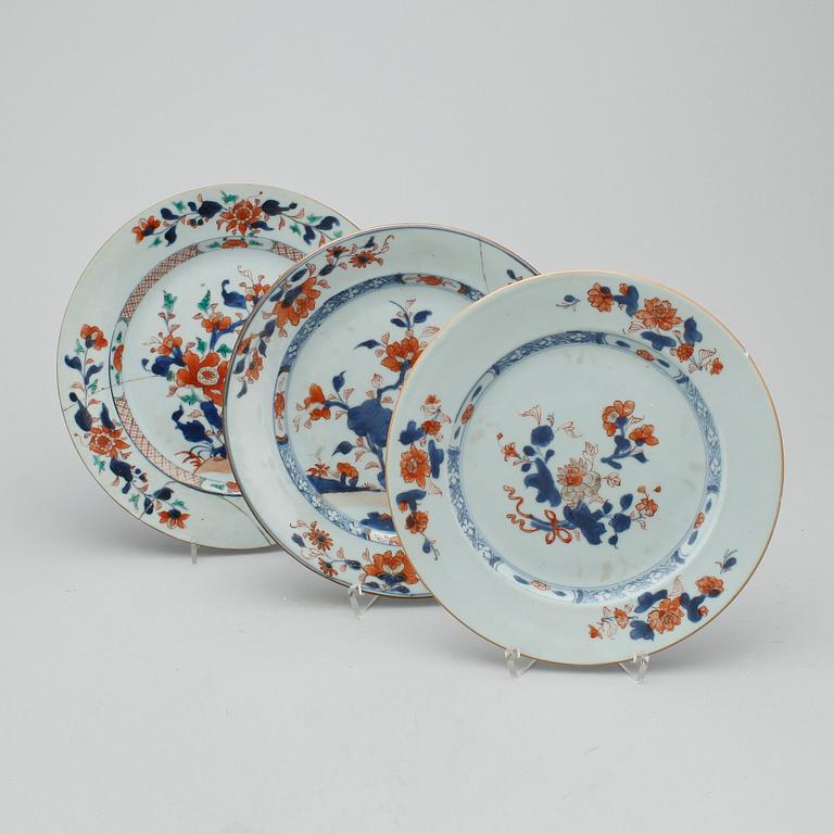 TALLRIKAR, 9 st, porslin, Kina/Japan. 1700-tal.