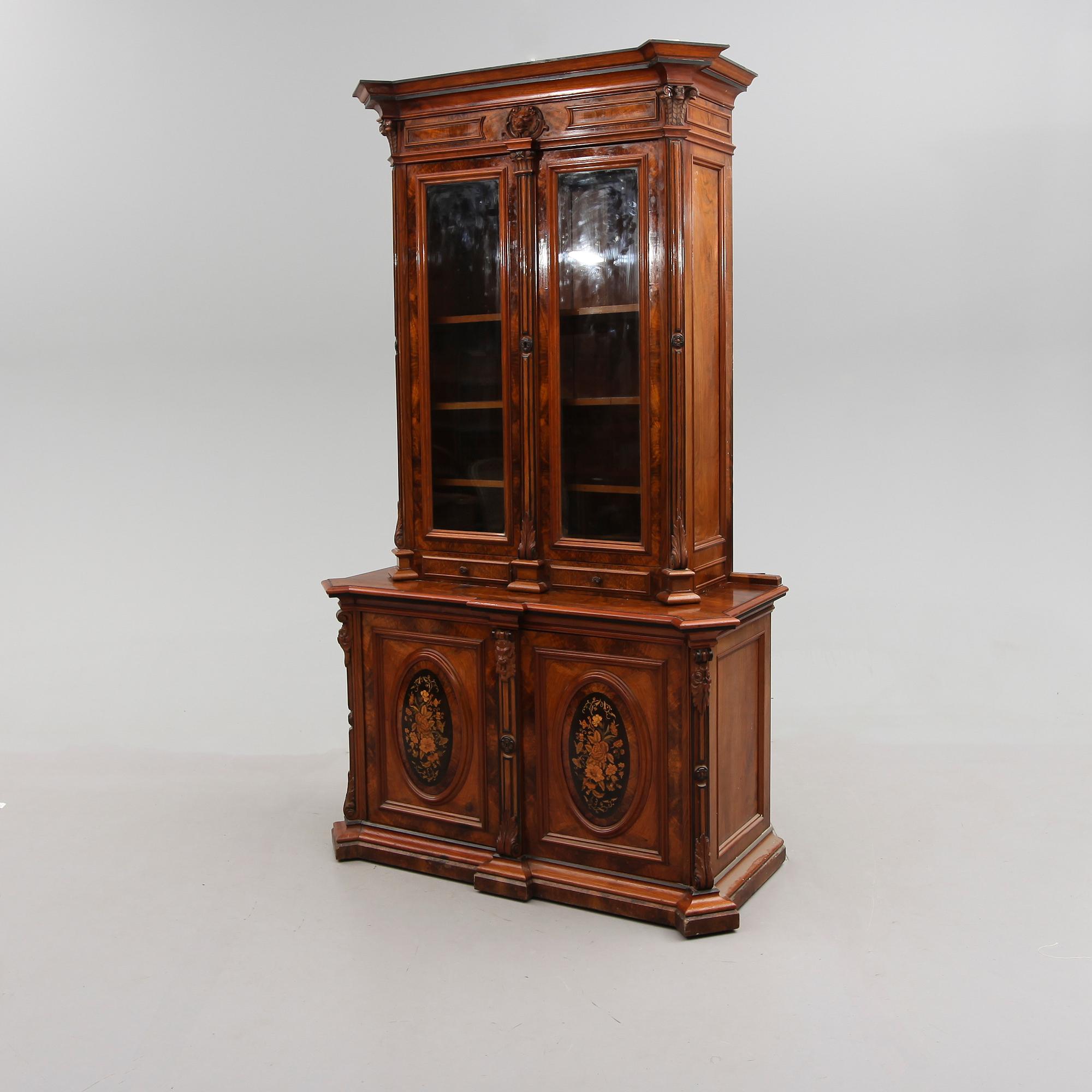 BOKSKÅP, 1800-talets andra hälft.