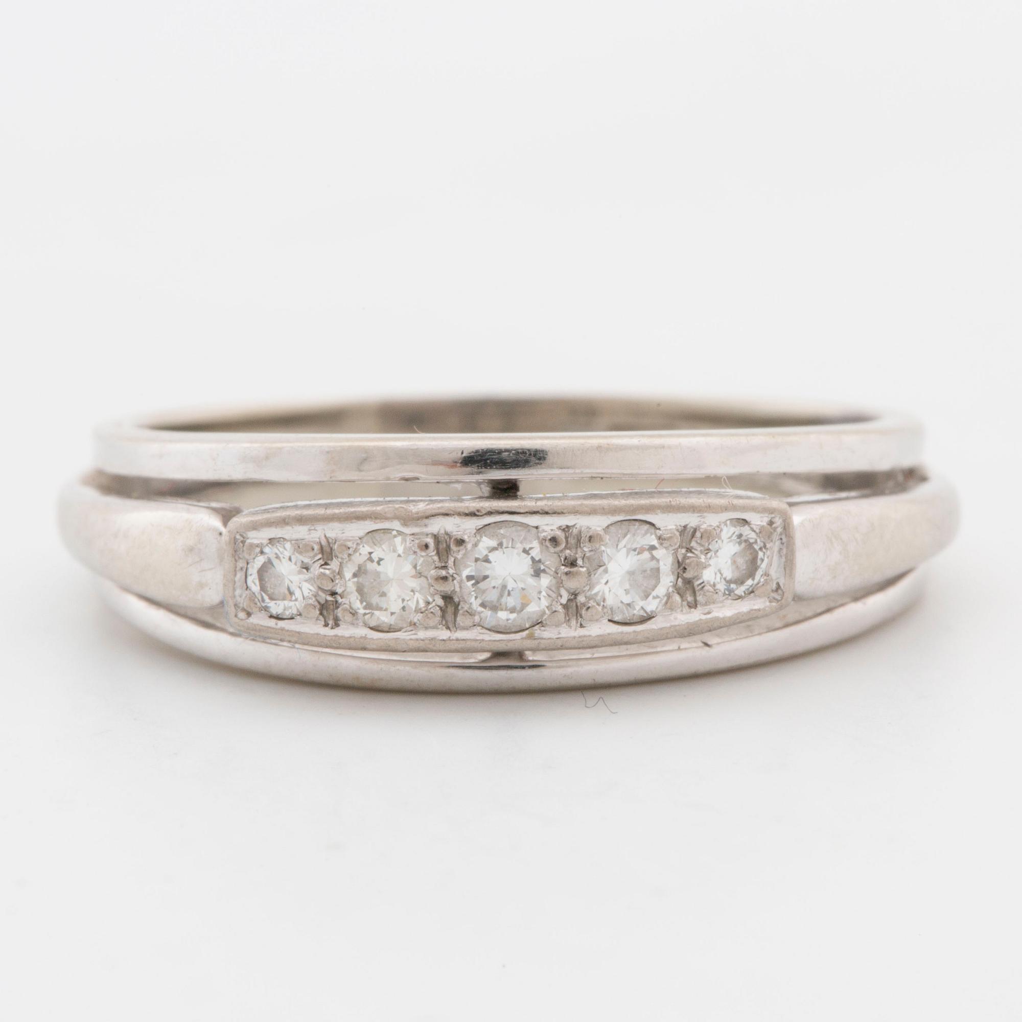 RING, med briljantslipade diamanter ca 0.20 ct.