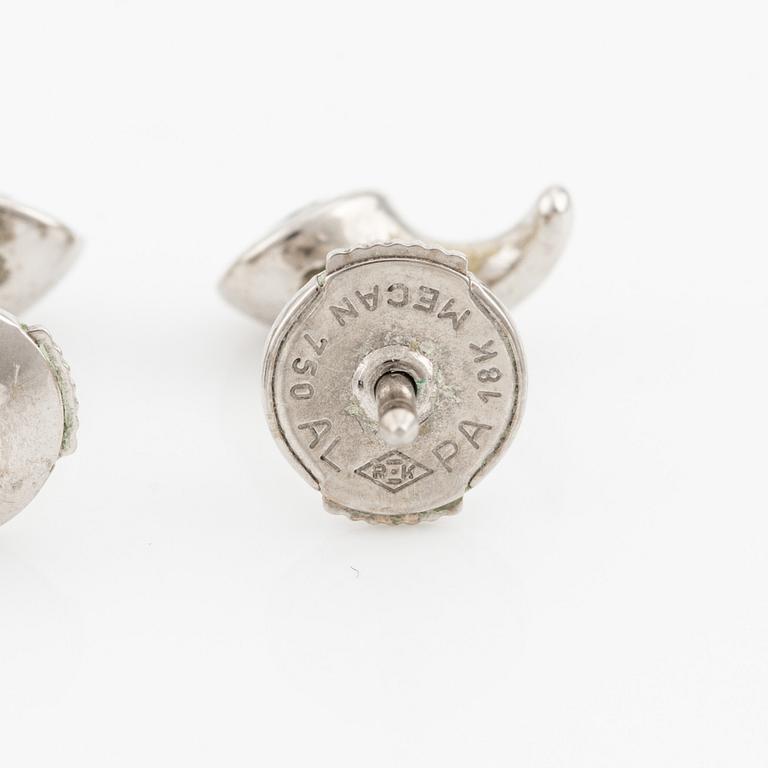 Georg Jensen, pendant and earrings, 18K white gold with brilliant-cut diamonds.