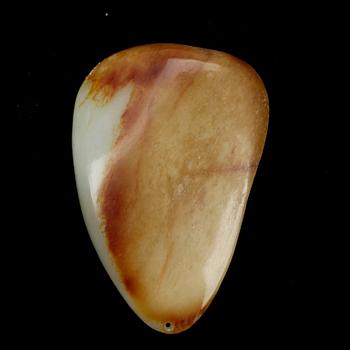 SKULPTUR / HÄNGE, nefrit, Kina.