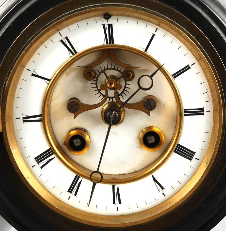 Bordspendyl sekelskiftet 1900.