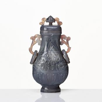 A carved agathe vase with cover, China, 20th Century.