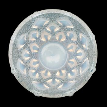 A René Lalique 'Rampillon' opalescent vase, France post 1928.