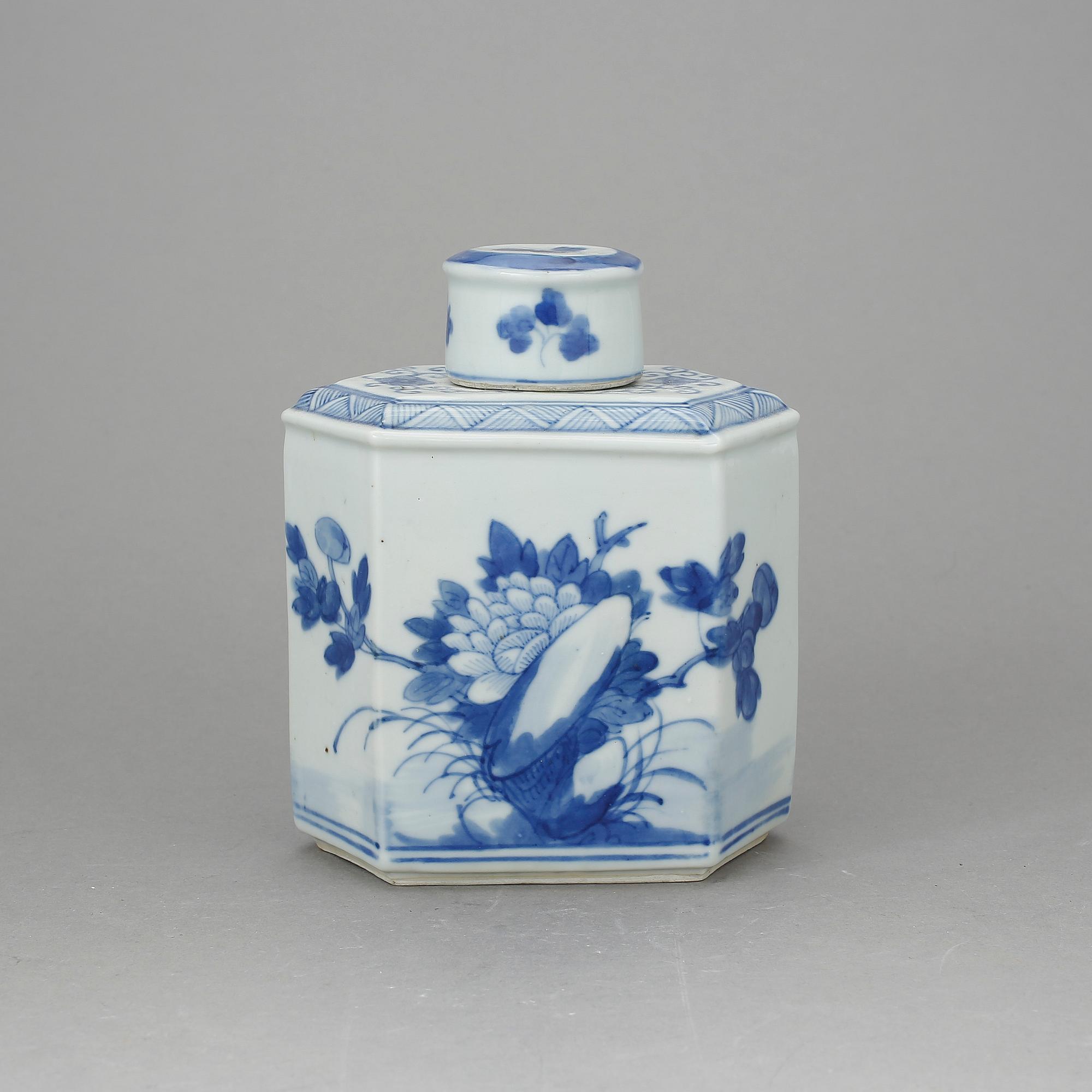 TEDOSA, porslin, Kina sent 1800-tal.